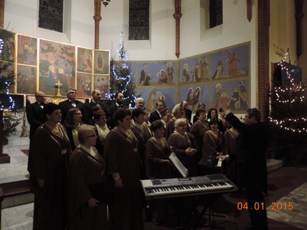 Koncert kolęd w nasze parafii z udziałem dwóch chórów: Ancantarena i Effatha ze Starołęki Małej w Poznaniu.
